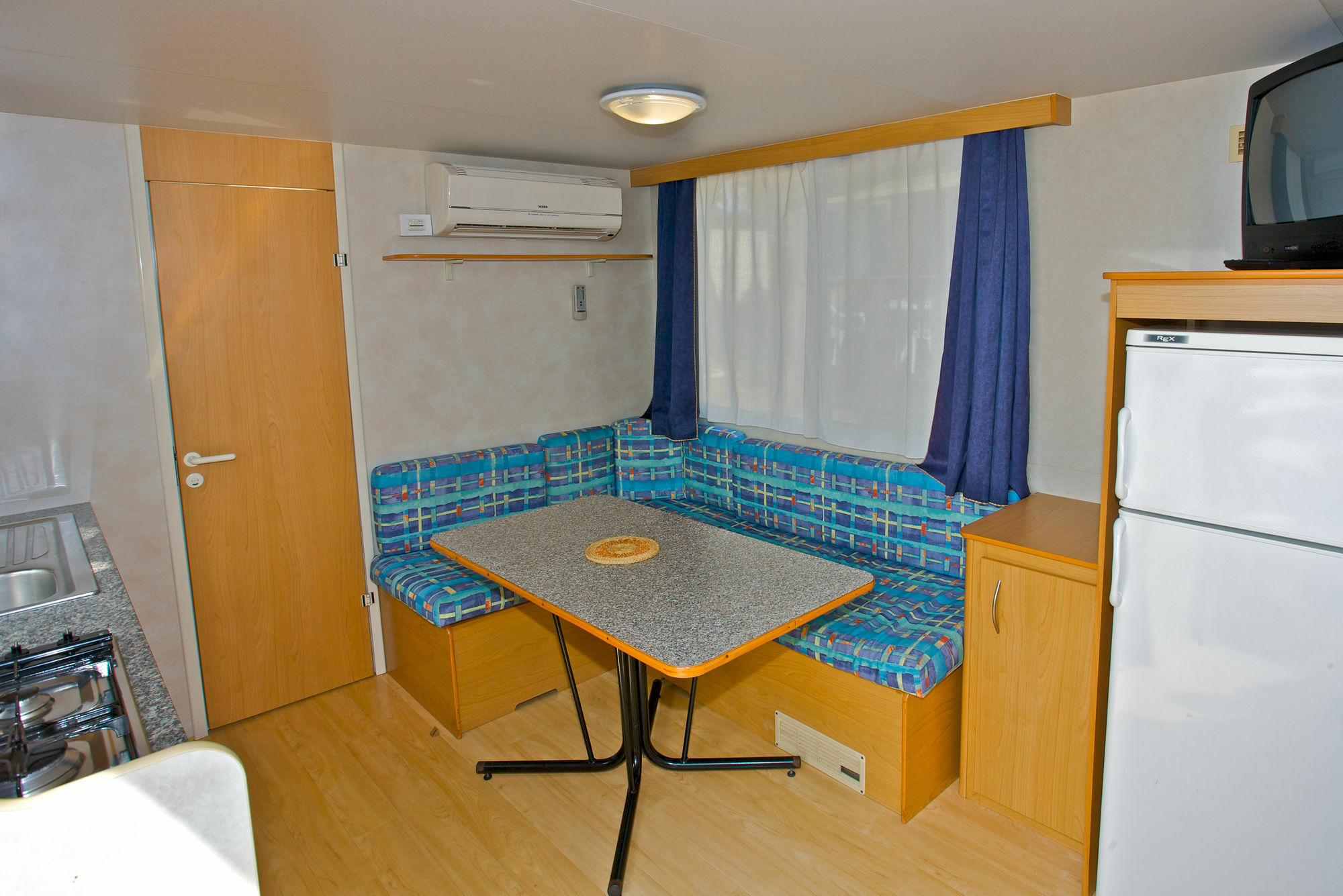 באניולה Arena Indije Mobile Homes מראה חיצוני תמונה